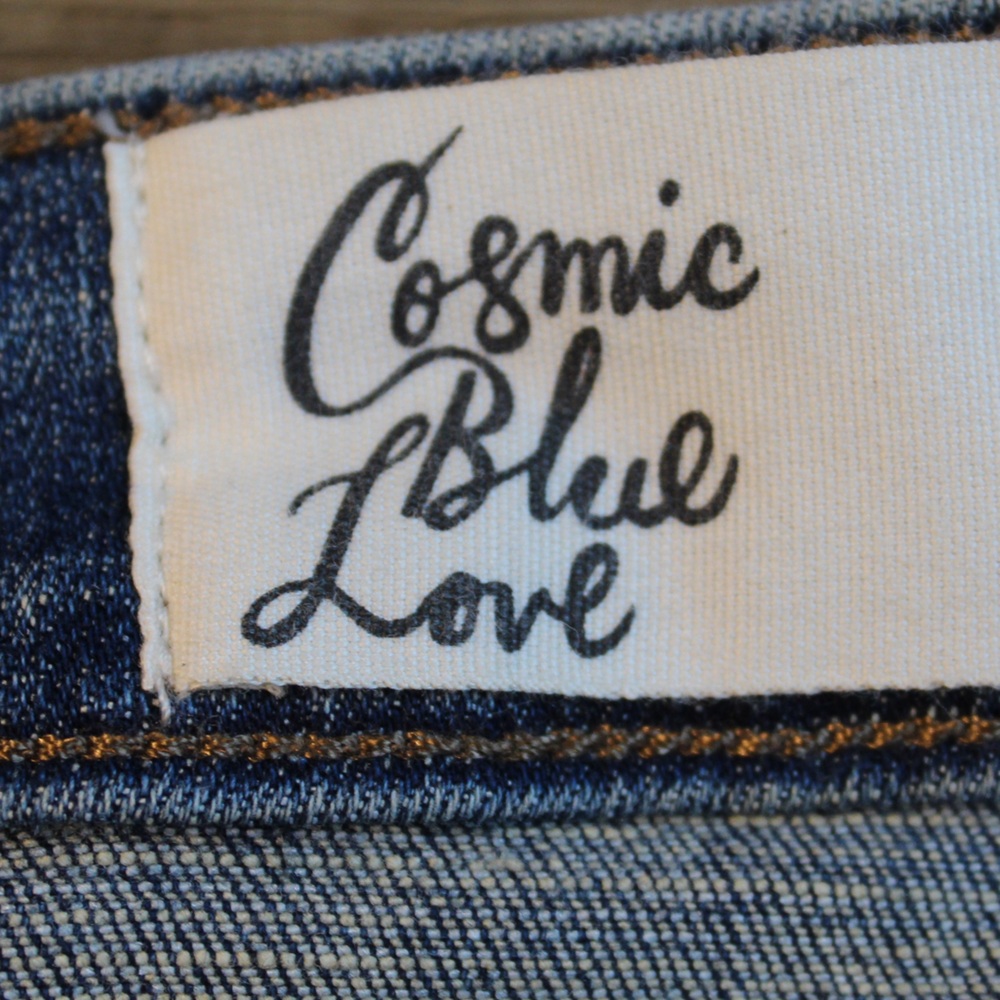 Cosmic Blue Love Women’s Jeans Guthrie Wash Straight Leg Size 32T NWT - Picture 5 of 9